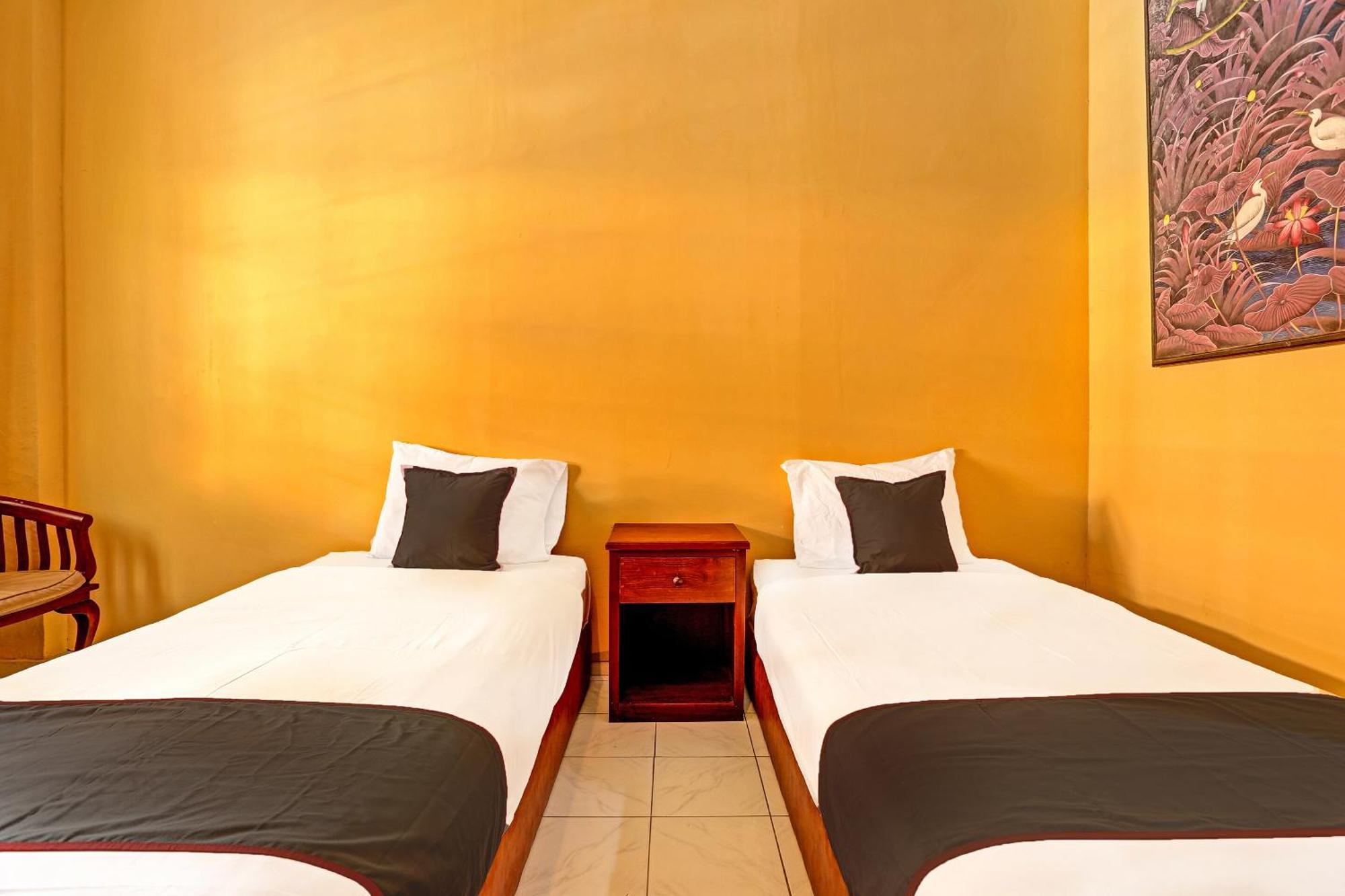 Collection O 91081 New Arena Hotel Kuta Lombok Exteriör bild