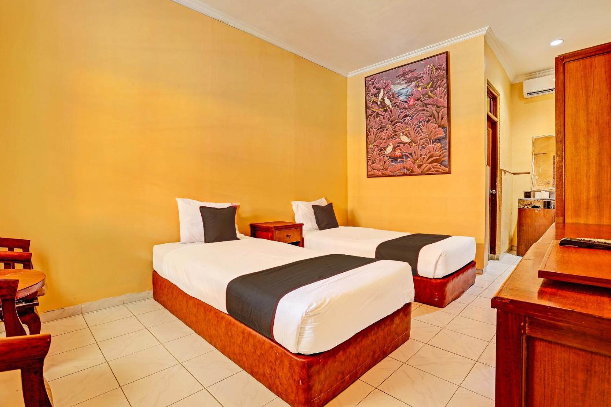 Collection O 91081 New Arena Hotel Kuta Lombok Exteriör bild